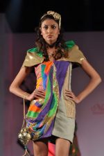 at Sophia college fashion show in Mumbai on 17th Feb 2012 (102).JPG