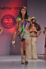 at Sophia college fashion show in Mumbai on 17th Feb 2012 (104).JPG