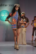 at Sophia college fashion show in Mumbai on 17th Feb 2012 (107).JPG