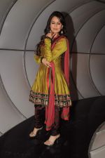 Mahima Chaudhary on the sets of Chote Miyan in Filmcity, Mumbai on 18th Feb 2012 (44).JPG
