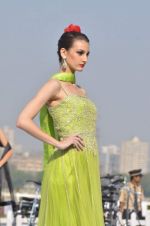 Model walk the ramp for Designer Azeem Khan showcases his latest collection at AGP Million Race in Mumbai on 19th Feb 2012 (105).JPG