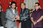 Arjan Bajwa, Ramesh Taurani at Hum Log Awards in Radio club on 20th Feb 2012 (36).JPG