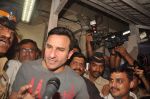 Saif Ali Khan meets the media to clarify controversy on 22nd Feb 2012 (1).JPG