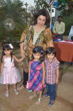 Farah Khan at Manoj Bjapai_s daughter_s birthday bash in The Club on 23rd Feb 2012 (44).JPG