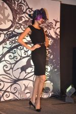 Alecia Raut at Little Shilpa showcases her collection at Melbourne Cup debut in Grand Hyatt, Mumbai on 24th Feb 2012 (140).JPG