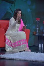 Raveena Tandon on the sets of NDTV Issi Ka Naam Zindagi in Yashraj on 25th Feb 2012 (68).JPG