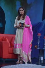 Raveena Tandon on the sets of NDTV Issi Ka Naam Zindagi in Yashraj on 25th Feb 2012 (69).JPG