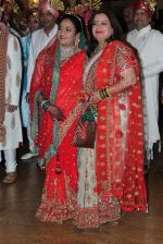 at Honey Bhagnani wedding in Mumbai on 27th Feb 2012 (206).JPG