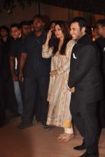 Aishwarya Bachchan, Abhishek Bachchan at the Honey Bhagnani wedding reception on 28th Feb 2012 (240).JPG