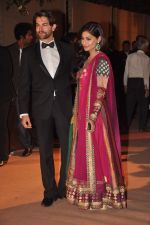 Neil Mukesh at the Honey Bhagnani wedding reception on 28th Feb 2012 (142).JPG
