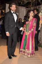 Neil Mukesh at the Honey Bhagnani wedding reception on 28th Feb 2012 (77).JPG
