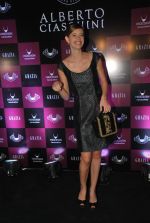 Kalki Koechlin  at the launch of Hidesign premier Luxury collection Alberto Ciaschini, Handcrafted by Hidesign in Mumbai on 29th Feb 2012 (134).JPG