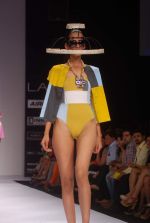 Model walk the ramp for Masaba Shivan Naresh Show at lakme fashion week 2012 on 2nd March 2012 (35).JPG