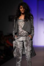 Model walks the ramp for Anand  Bhushan, Dev r Nil at Wills Lifestyle India Fashion Week Autumn Winter 2012 Day 3 on 17th Feb 2012 (10).JPG