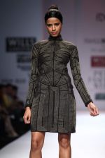 Model walks the ramp for Rahul Mishra at Wills Lifestyle India Fashion Week Autumn Winter 2012 Day 4 on 18th Feb 2012 (46).JPG