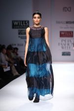 Model walks the ramp for Rahul Mishra at Wills Lifestyle India Fashion Week Autumn Winter 2012 Day 4 on 18th Feb 2012 (67).JPG