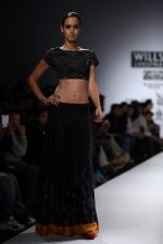 Model walks the ramp for Shantanu Singh, Nupur Kanoi,Vaishali S at Wills Lifestyle India Fashion Week Autumn Winter 2012 Day 2 on 16th Feb  (49).JPG