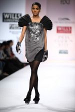 Model walks the ramp for Shantanu Singh, Nupur Kanoi,Vaishali S at Wills Lifestyle India Fashion Week Autumn Winter 2012 Day 2 on 16th Feb  (85).JPG
