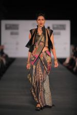 Model walks the ramp for Tarun Tahiliani at Wills Lifestyle India Fashion Week Autumn Winter 2012 Day 2 on 16th Feb 2012 (138).JPG