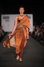 Model walks the ramp for Tarun Tahiliani at Wills Lifestyle India Fashion Week Autumn Winter 2012 Day 2 on 16th Feb 2012 (198).JPG