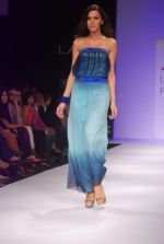Model walk the ramp for Komal Sood Show at lakme fashion week 2012 Day 2 in Grand Hyatt, Mumbai on 3rd March 2012 (44).JPG