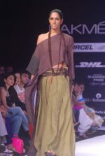 Model walk the ramp for Payal Khandwala Show at lakme fashion week 2012 Day 2 in Grand Hyatt, Mumbai on 3rd March 2012 (29).JPG