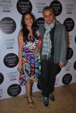 at Day 1 of lakme fashion week 2012 in Grand Hyatt, Mumbai on 2nd March 2012 (50).JPG
