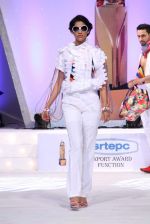 Model walk the ramp for Archana Kocchar and other designer showcase Summer Brides at SRETPC show on 3rd March 2012 (65).JPG