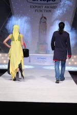 Model walk the ramp for Archana Kocchar and other designer showcase Summer Brides at SRETPC show on 3rd March 2012 (73).JPG
