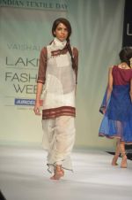 Model walk the ramp for Vaishali S Show at lakme fashion week 2012 Day 3 in Grand Hyatt, Mumbai on 4th March 2012 (12).JPG