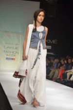 Model walk the ramp for Vaishali S Show at lakme fashion week 2012 Day 3 in Grand Hyatt, Mumbai on 4th March 2012 (40).JPG