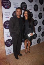 at Anita Dongre Show at lakme fashion week 2012 Day 3 in Grand Hyatt, Mumbai on 4th March 2012 (51).JPG