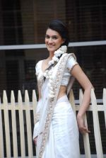 at Day 3 of lakme fashion week 2012 in Grand Hyatt, Mumbai on 4th March 2012 (58).JPG