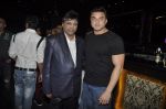 Sohail Khan at Manik Soni Birthday Bash in Royalty, Mumbai on 5th March 2012 (9).JPG
