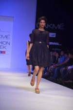 Model walk the ramp for Sougat Paul Show at lakme fashion week 2012 Day 5 in Grand Hyatt, Mumbai on 6th March 2012 (9).JPG