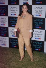 Simone Singh at Rohit Bal Show at lakme fashion week 2012 Day 5 in Grand Hyatt, Mumbai on 6th March 2012-1 (46).JPG