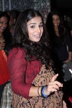 Vidya Balan at Kahani painting event in Cinemax on 8th March 2012 (49).JPG