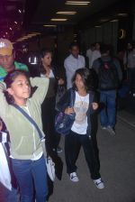 Gauri Khan snapped at the airport in Mumbai on 11th March 2012 (4).JPG
