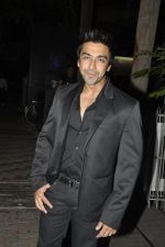 Aashish Chaudhary at Super Fight League post party in Royalty, Bandra, Mumbai on 12th March 2012 (5).JPG
