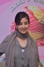 Manisha Koirala at Cuffe Parade Baskin Robbins ice cream outlet launch in WTC, Cuffe Parade on 19th March 2012 (20).JPG