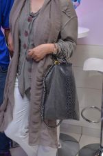 Manisha Koirala at Cuffe Parade Baskin Robbins ice cream outlet launch in WTC, Cuffe Parade on 19th March 2012 (30).JPG