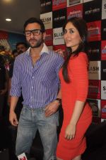 Saif Ali Khan and Kareena Kapoor promote Agent vinod in Kurla, Mumbai on 20th March 2012 (29).JPG
