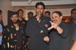 Abhishek Bachchan at Paresh Maity art event in ICIA on 22nd March 2012 (146).JPG