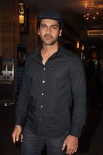 Arjan Bajwa at Agent Vinod Screening in INOX, Mumbai on 22nd March 2012 (36).JPG