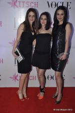 Suzanne Roshan, Anu Dewan, Preity Zinta at DVF-Vogue dinner in Mumbai on 22nd March 2012 (126).JPG