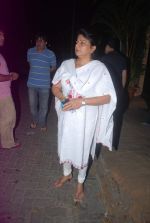 pays tribute to Mona Kapoor in Mumbai on 25th March 2012 (83).JPG