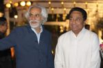 Sunil Sethi with Kamal Nath at Reema Sen wedding reception in Mumbai on 25th March 2012.jpg