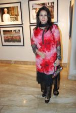 Poonam Dhillon at photographer Shantanu Das exhibition in Tao Art Gallery on 28th March 2012 (86).JPG