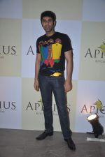 Sandip Soparkar at Apicus lounge launch in Mumbai on 29th March 2012 (37).JPG
