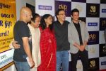 Sharman Joshi, Rajkumar Hirani, Vidhu Vinod Chopra, Kavita Krishnamurthy at Parinda premiere in PVR on 29th March 2012 (15).JPG
